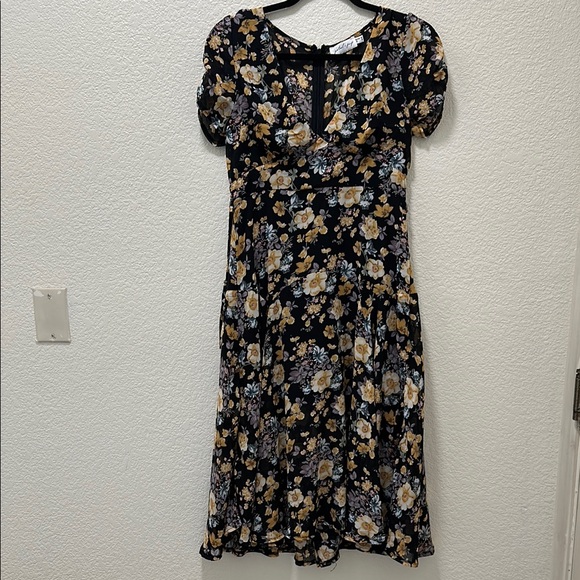 Petal & Pup Dresses & Skirts - Petal & Pup Tan Puff Sleeve Midi Sundress